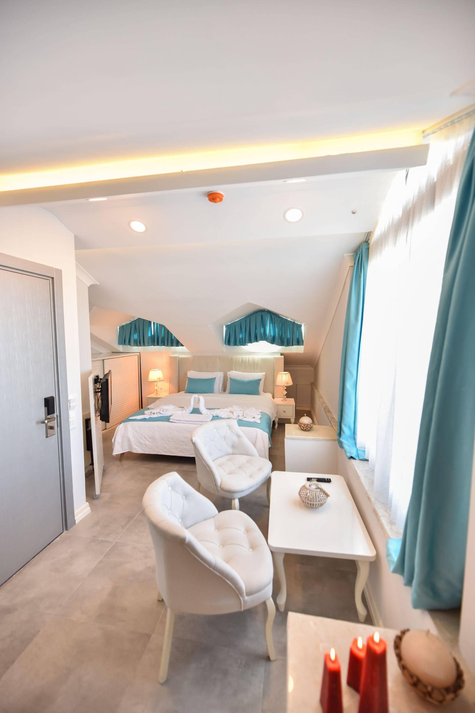 Monastery Suites Hotel-Fethiye Ölüdeniz Extérieur photo