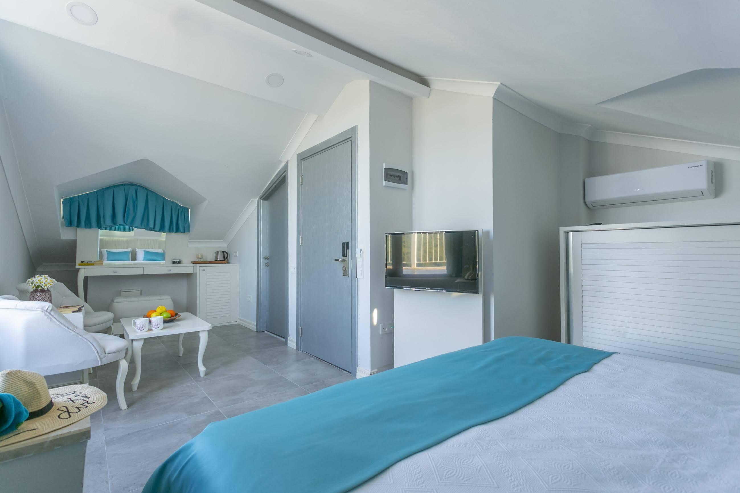 Monastery Suites Hotel-Fethiye Ölüdeniz Extérieur photo