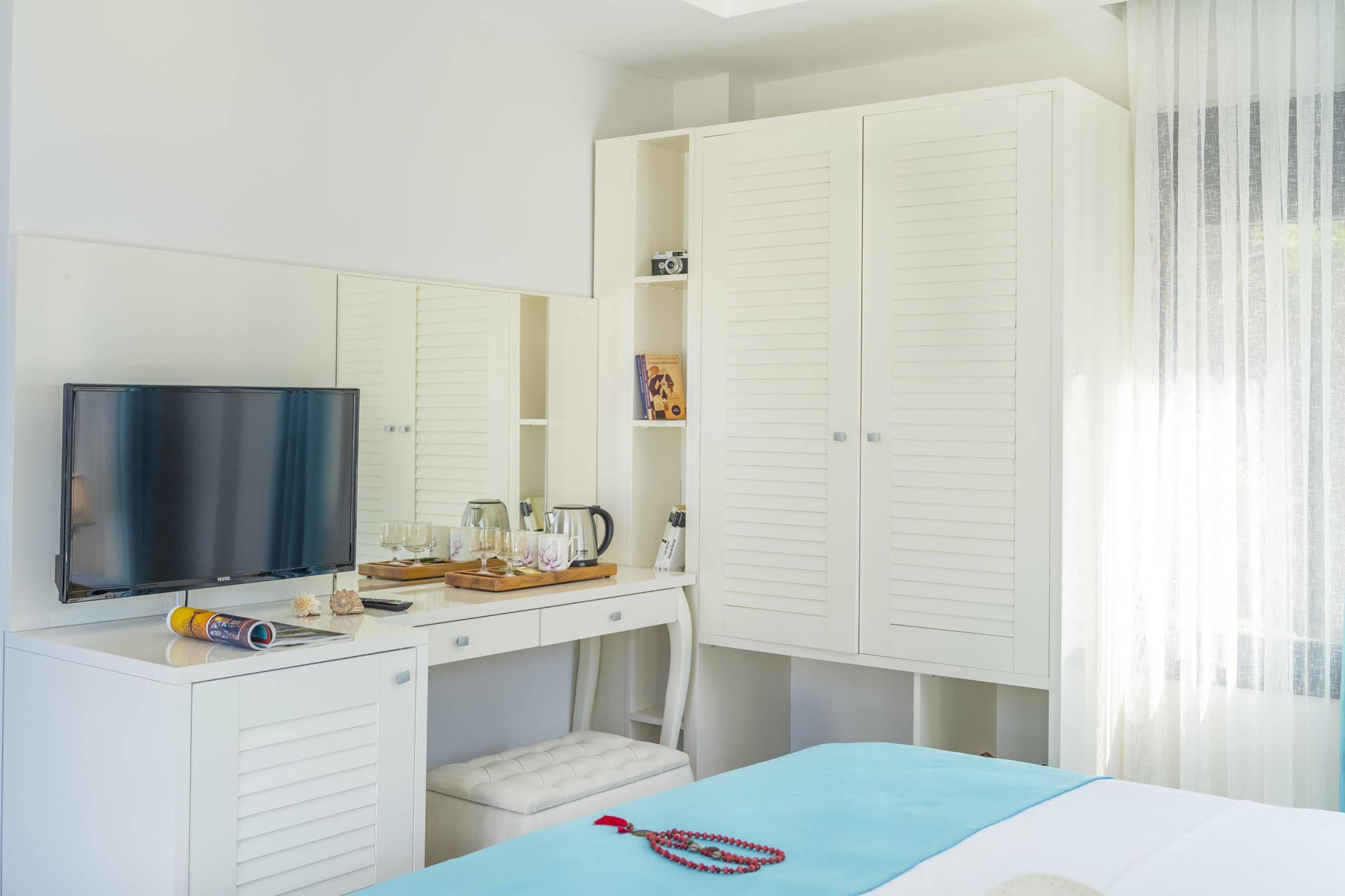 Monastery Suites Hotel-Fethiye Ölüdeniz Extérieur photo