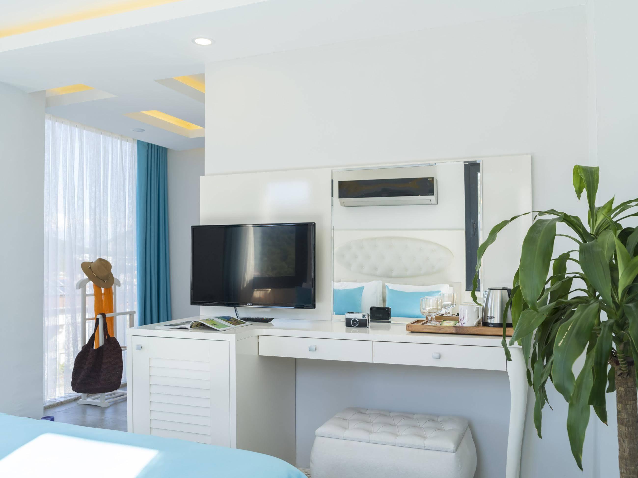 Monastery Suites Hotel-Fethiye Ölüdeniz Extérieur photo